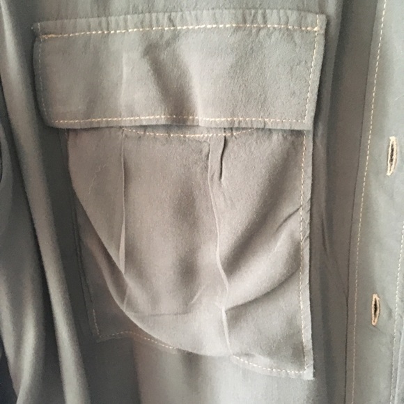 Gap long sleeved grey button up blouse - Picture 3 of 6